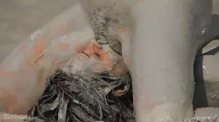 ชาวรัสเซีย fucks วีดีโอ หี ผู้หญิงคนหนึ่งในตูด