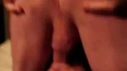 มีเพศสัมพันธ์ในวันแรกและใบหน้า วีดีโอ หนัง xxx