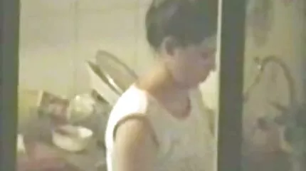 เด็กหญิงมาหาเด็กชายเพื่อมีเพศสัมพันธ์ ดู คลิป วีดีโอ หลุด