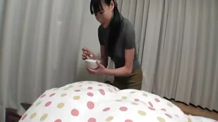 Nina Milano กระตุกออกด้วย dildo วีดีโอ x ฝรั่ง